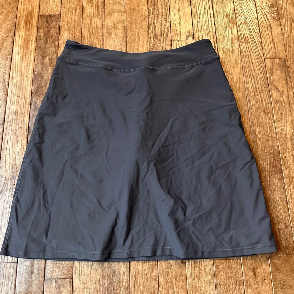Tennis Golf Athletic Skort Women L Built-in Shorts Activewear Gray Modern Sporty
